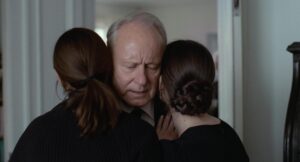 Kadras iš filmo - Sentimentali vertė